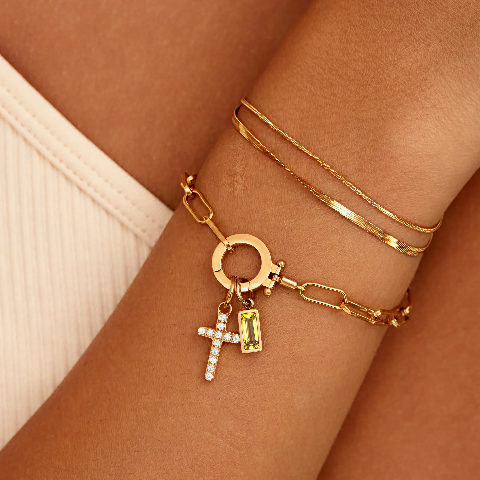 AX Büroklammer-Armband mit Geburtsstein-Kreuzanhänger